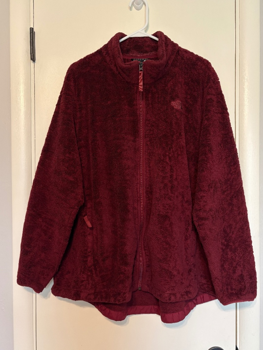The North Face Women’s Plus Full-Zip Osito Fleece Jacket 3X Burgundy Logo